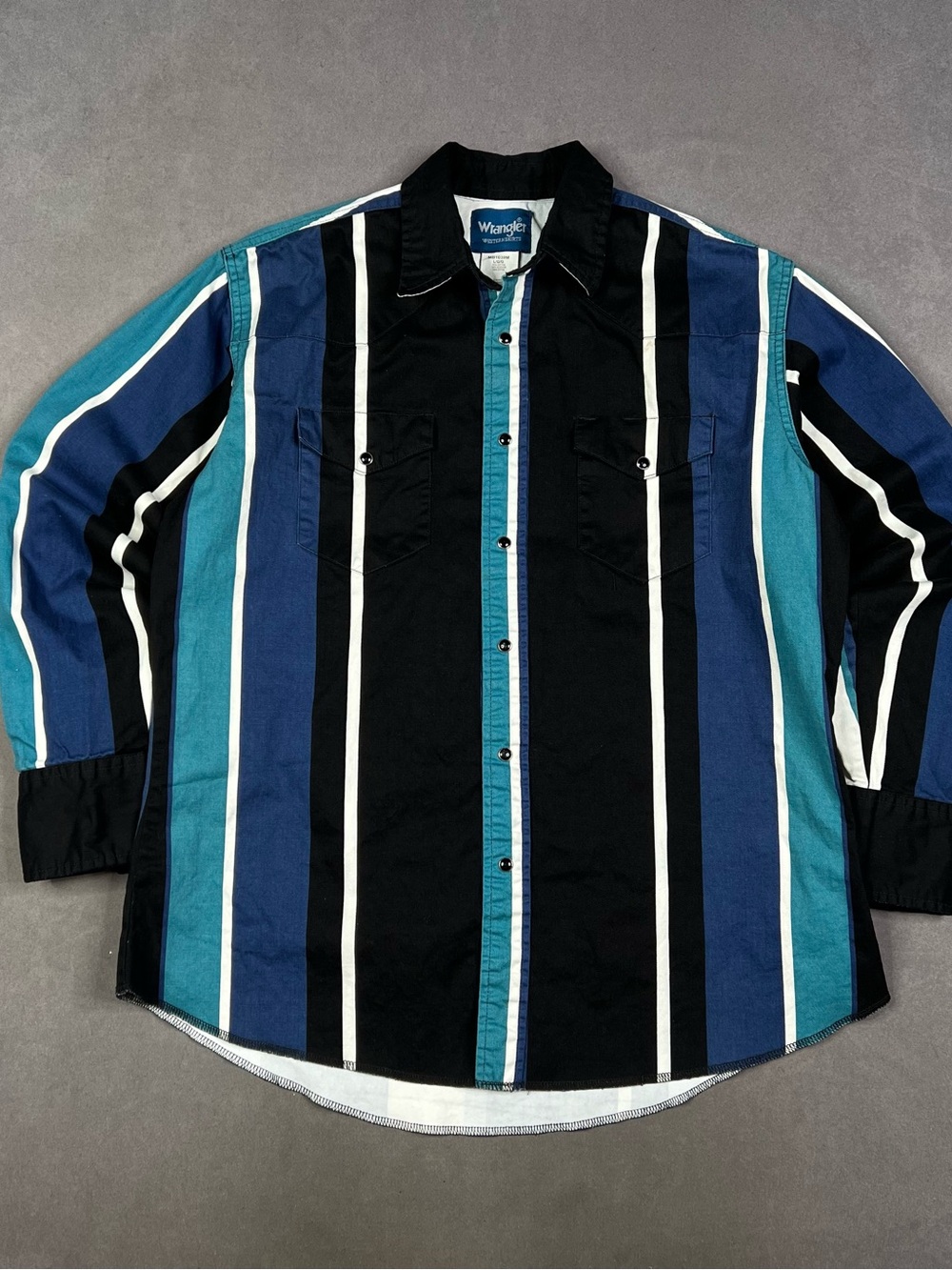 Wrangler Men’s Black, Teal & Navy Vertical Stripe Button-Down Shirt